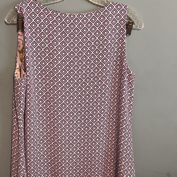 SELLING WOMEN TOP SIZE SMALL FLORAL COLOR UNBRANDED REVERSIBLE BLOUSE USED - Picture 5 of 11